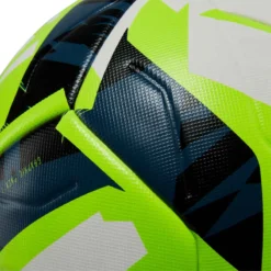 Kipsta Ballon De Football Thermocollé FIFA QUALITY PRO F900 Taille 5 Blanc Jaune -Sportmania ballon de football f900 fifa thermocolle taille 5 blanc 2