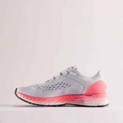 CHAUSSURE DE RUNNING FEMME KIPRUN KS LIGHT GRIS CLAIR ROSE -Sportmania chaussure de running femme kiprun ks light gris clair rose 3