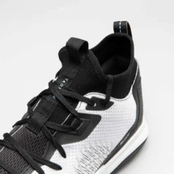 Chaussures De Basketball Femme - FAST 500 W Blanc Noir -Sportmania chaussures de basket tige basse femme confirmee fast 500 blanche noire 4