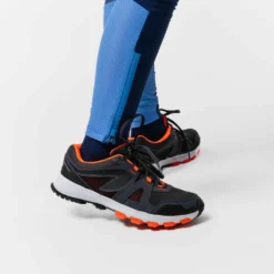 CHAUSSURES RUNNING & ATHLÉTISME ENFANT KIPRUN GRIP GRISES ET NOIRES ORANGES FLUO -Sportmania chaussures running athletisme enfant kiprun grip grises et noires oranges fluo 2