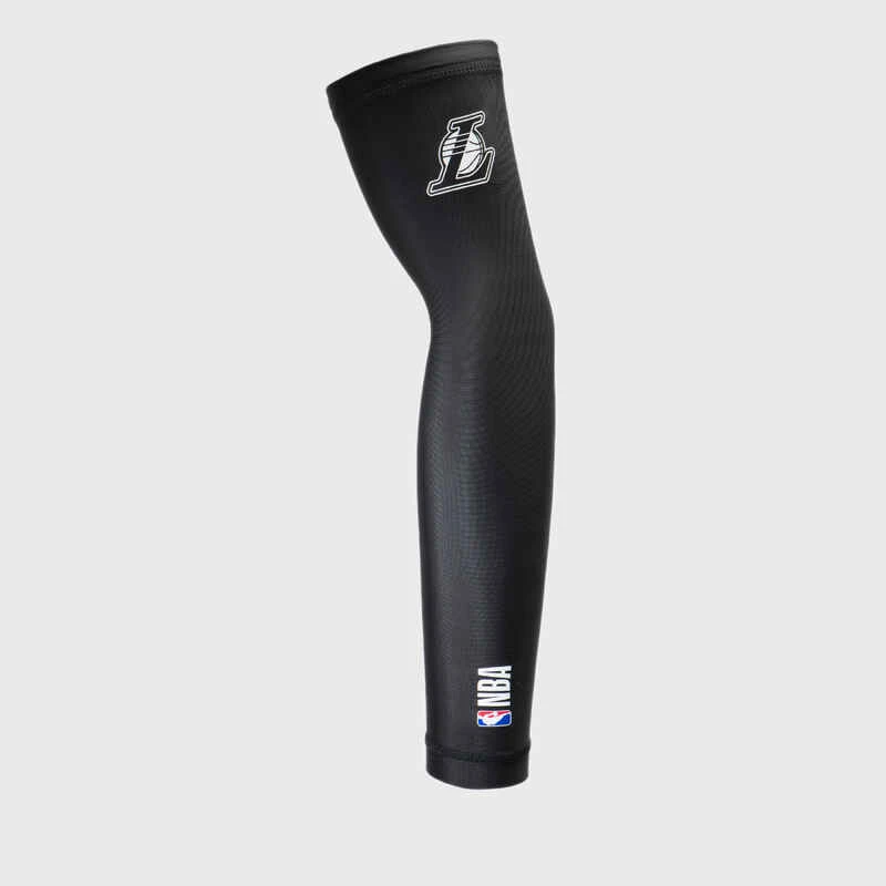 Manchon De Basketball NBA Los Angeles Lakers Adulte - E500 Noir 2 Manchon De Basketball NBA Los Angeles Lakers Adulte - E500 Noir – Image 2