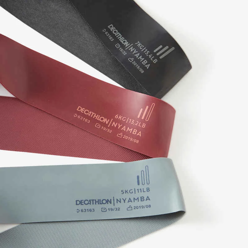 KIT X3 ÉLASTIQUES FITNESS RÉSISTANCE 5-6-7 KG - GRIS/BORDEAUX/NOIR 3 KIT X3 ÉLASTIQUES FITNESS RÉSISTANCE 5-6-7 KG - GRIS/BORDEAUX/NOIR – Image 3