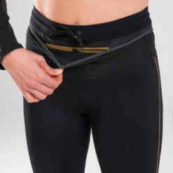 LEGGING DE TRAIL RUNNING 3/4 FEMME EMBOSS NOIR BRONZE 15 LEGGING DE TRAIL RUNNING 3/4 FEMME EMBOSS NOIR BRONZE -Sportmania legging de trail running 3slash4 femme emboss noir bronze 4