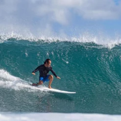 SURF MOUSSE 900 6' - Livré Avec 3 Ailerons -Sportmania planche de surf en mousse 6 900 livree avec 3 ailerons 1