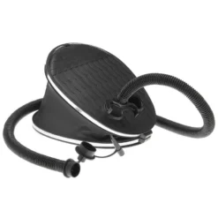 Quechua POMPE À PIED POUR LE CAMPING - RECOMMANDÉE POUR LES MATELAS GONFLABLES -Sportmania pompe a pied pour le camping recommandee pour les matelas gonflables 3