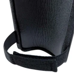 Kipsta Protège-tibias De Football Enfant ESSENTIAL 100 Noir -Sportmania protege tibias de football enfant essential 100 noir 3