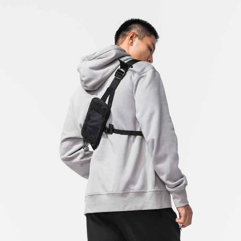 Kalenji Sac Running 2 Positions 0,5 L Noir 7 Kalenji Sac Running 2 Positions 0,5 L Noir – Image 7