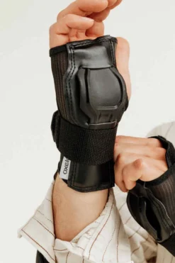 Set 3x2 Protections Roller Adulte FIT500 Noir Gris -Sportmania set 3 protections roller adulte fit500 noir gris 17