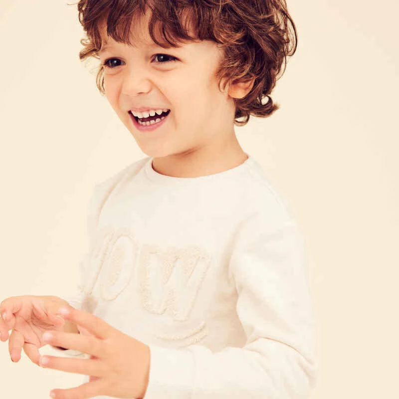 Sweat Enfant - Basique Beige Avec Motifs 2 Sweat Enfant - Basique Beige Avec Motifs – Image 2