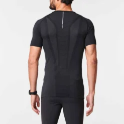 T-SHIRT RUNNING HOMME RESPIRANT KIPRUN SKINCARE NOIR -Sportmania tee shirt running homme respirant kiprun skincare noir 7