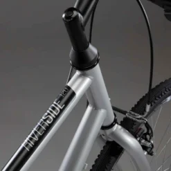 VÉLO TOUT CHEMIN RIVERSIDE 120 GRIS METAL -Sportmania velo tout chemin riverside 120 gris 5